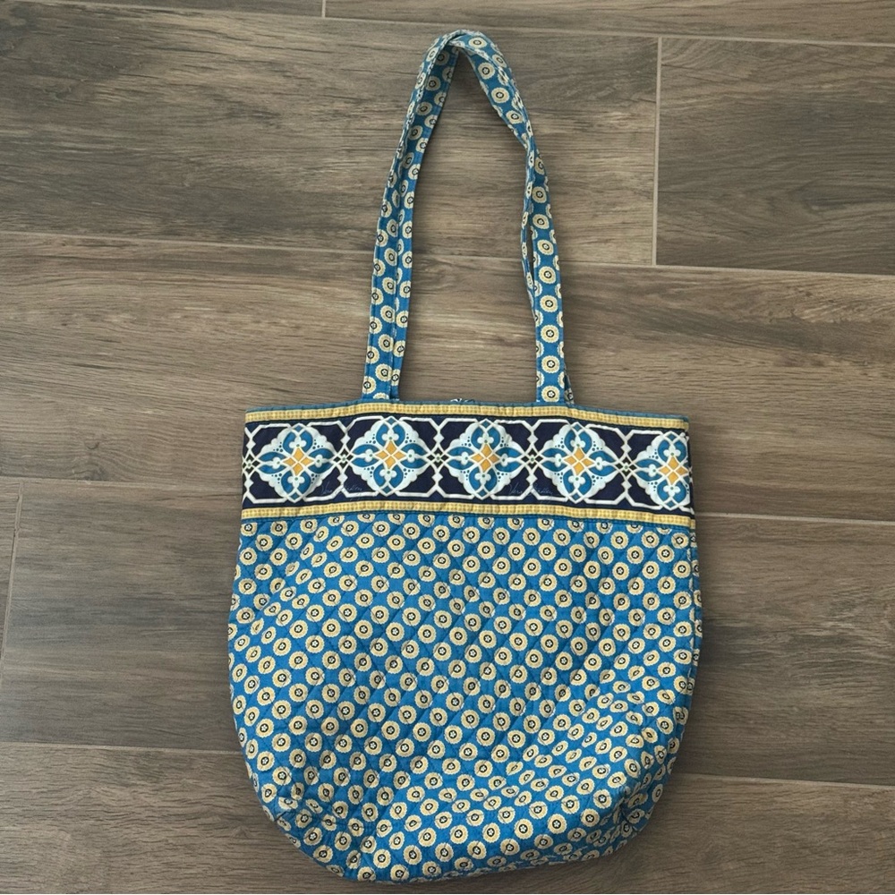 VERA BRADLEY Riviera Blue Mosaic Tote Bag - Picture 3 of 6